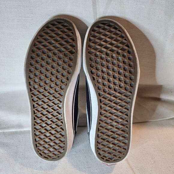 Vans Unisex Low Top Sneakers - Youth Size 6 - Picture 7 of 7